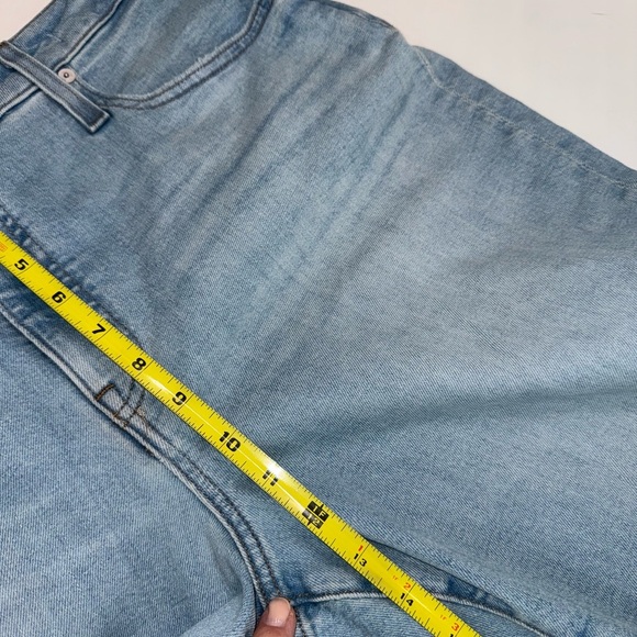 NWT Madewell Curvy Perfect Vintage Straight Jean Danby Wash: Knee-Rip Size 33P - Picture 16 of 17